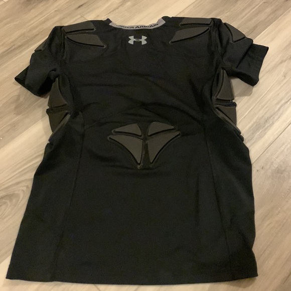 Men’s T-shirt, size small - Picture 8 of 12